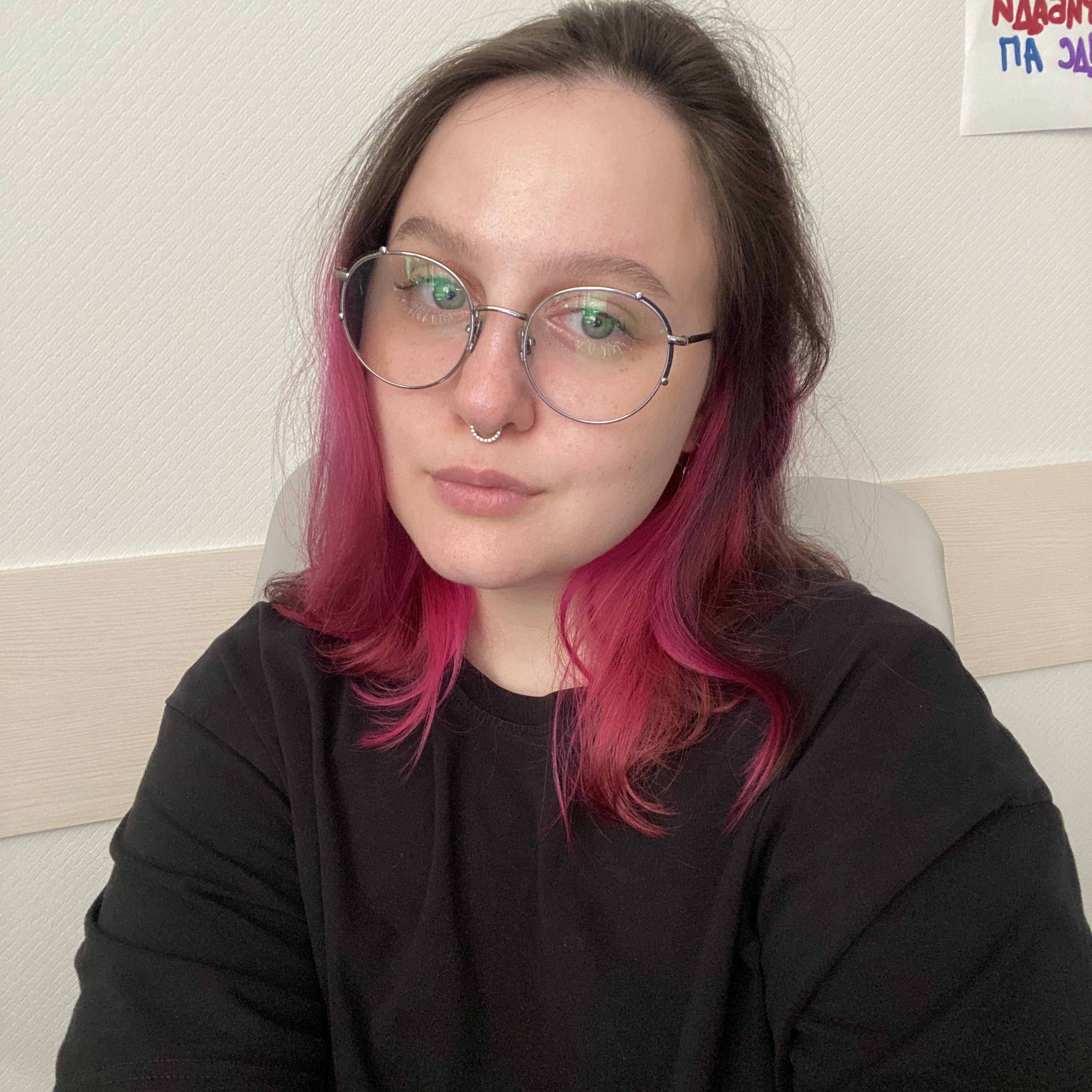 Тая, HR